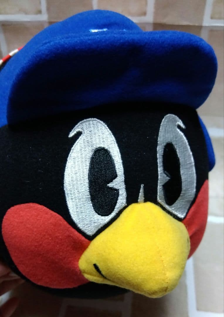 つば九郎　ぬいぐるみ　枕　カバー付き　ヤクルトスワローズ　YS　３６cm
