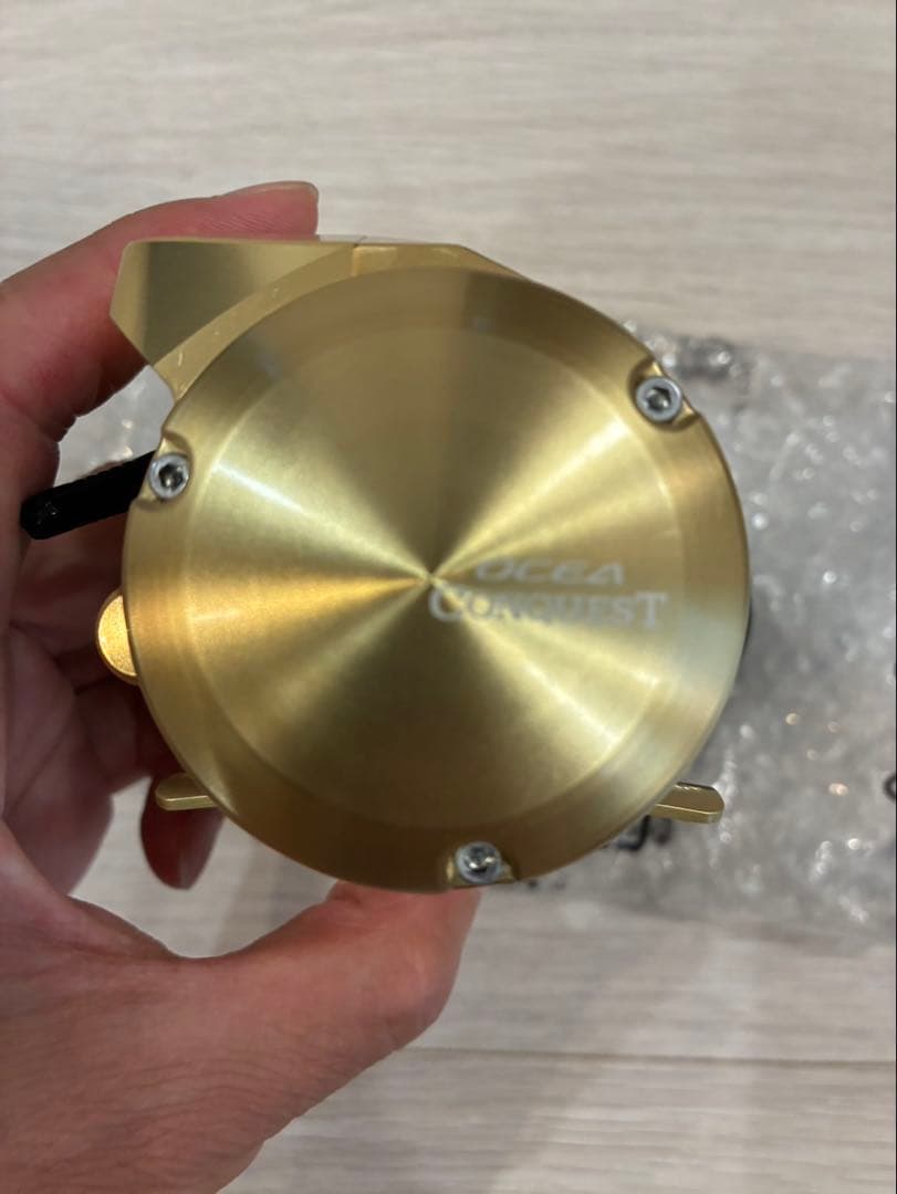 Shimano 200 ゴールドベイトリール