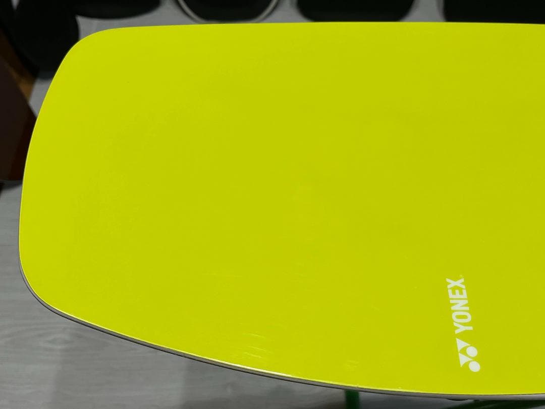 【値下げ】送料込 YONEX irodori オマケ純正保護シート付