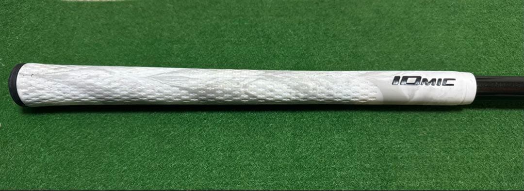 ATTAS RX ULTRA BLACK 5SX　タイトリストスリーブ（1W用）