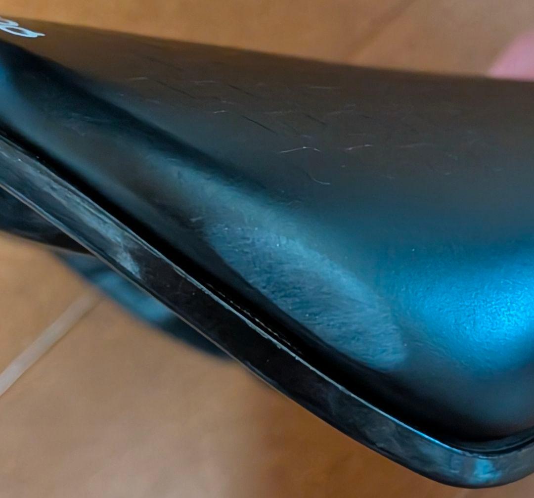 Prologo Scratch M5 pas tirox サドル