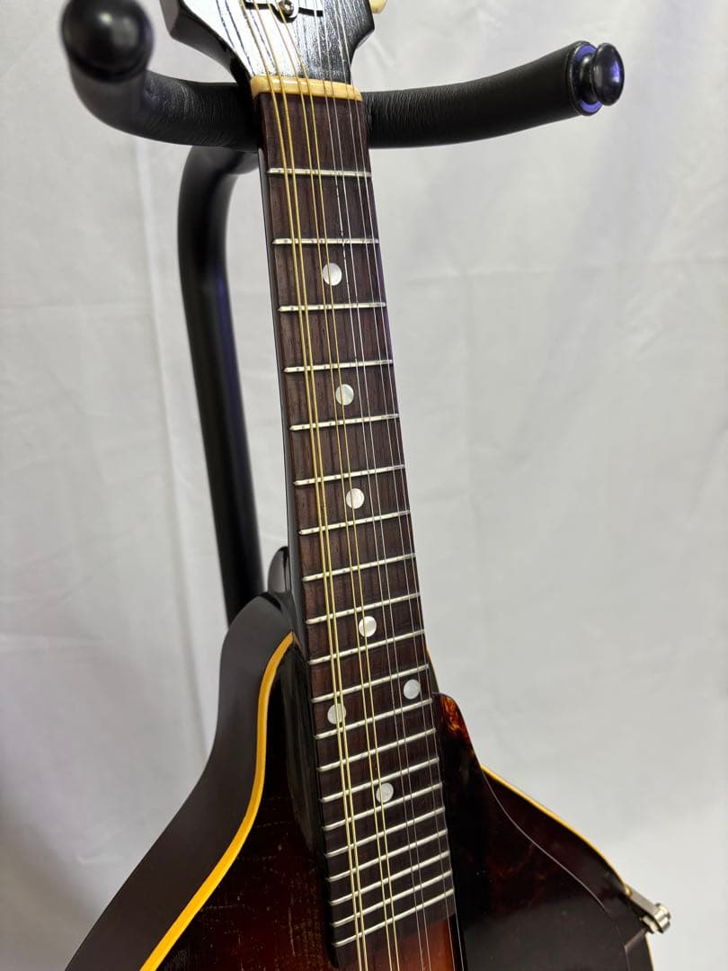 Gibson A-40 (または過渡期の A-50) (戦前1940年代？）
