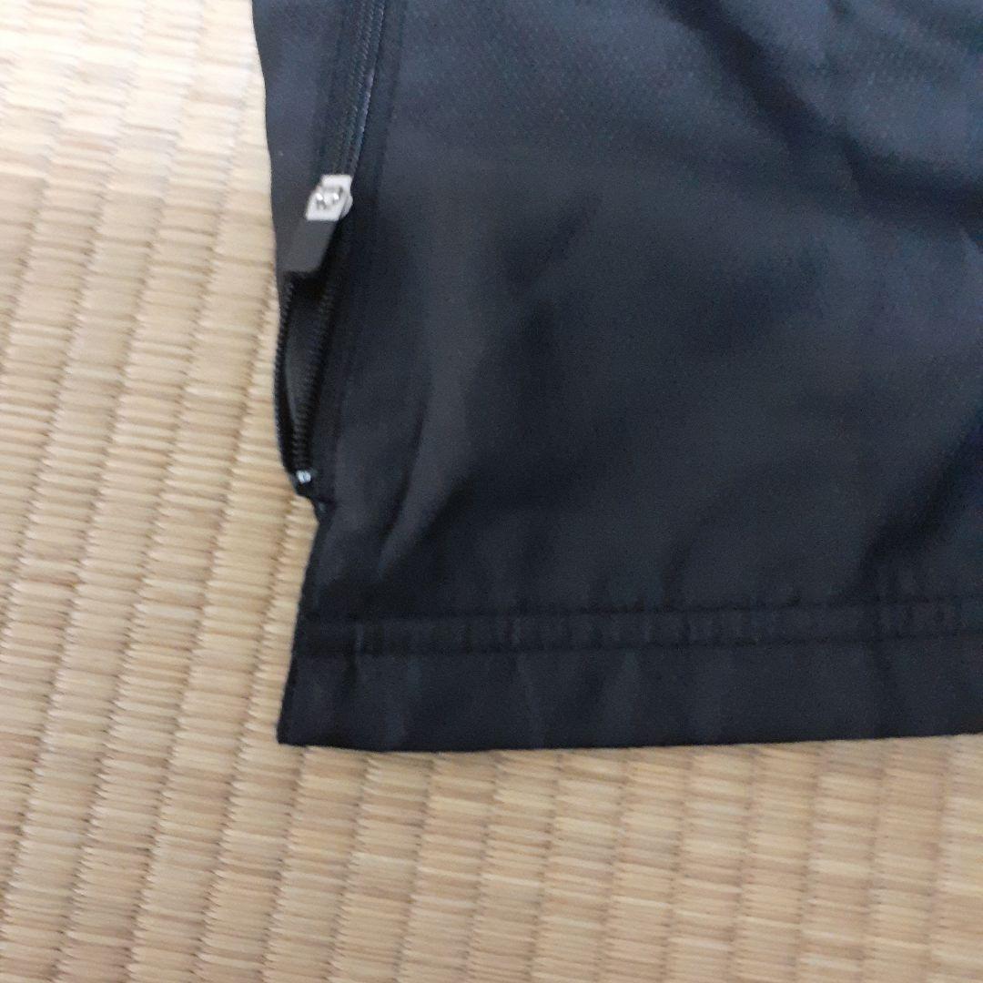 美品　YONEX ウォームアップウェア Mサイズ 黒/白　上下セット