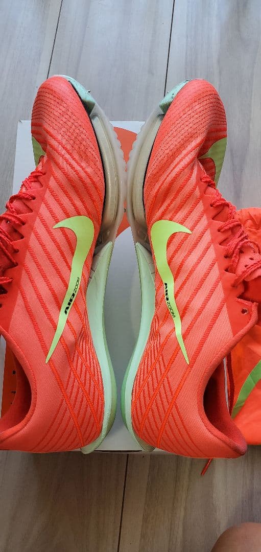 Nike Air Zoom マックスフライ2、26.5サイズ 左外パンクあり