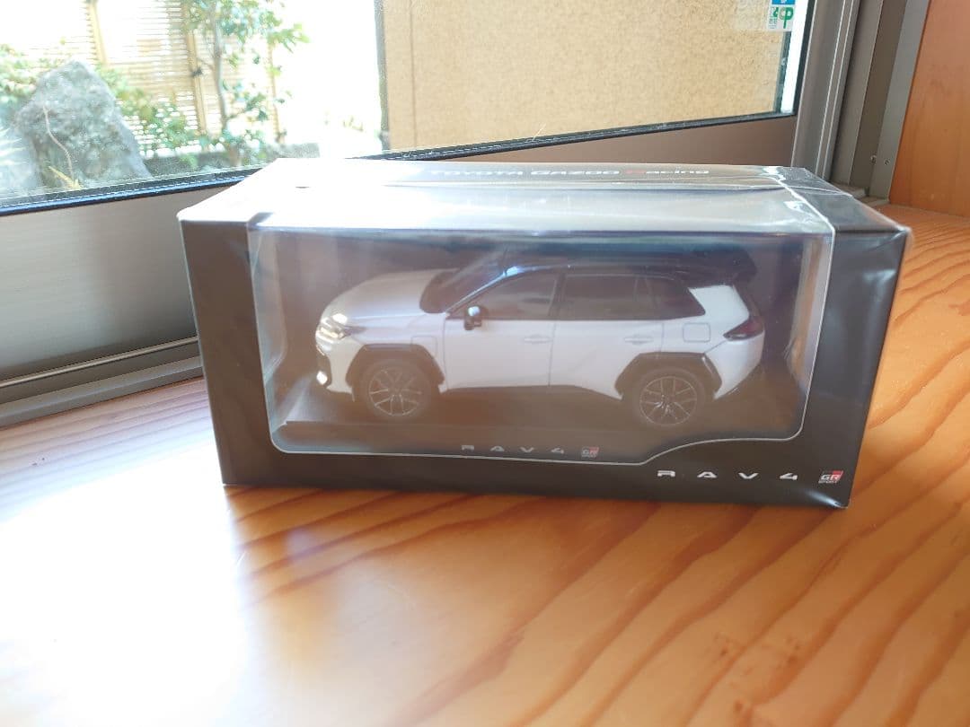 ☆ゲリラSALE 新RAV4　GR　SPORT　ブラックホワイト　カラーサンプル