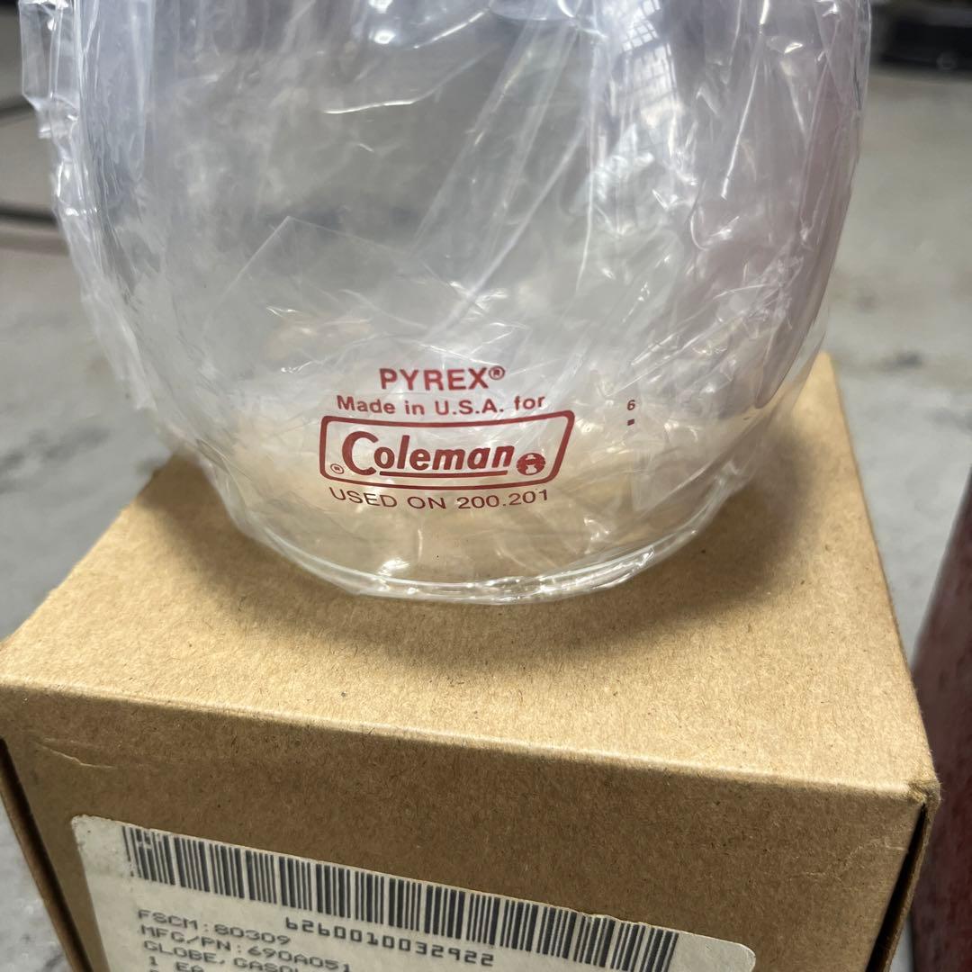 Coleman 200a セット販売　ガルウィングケースつき