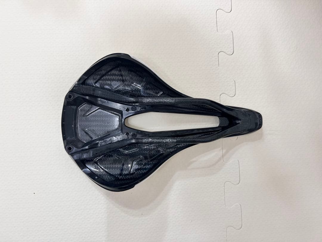 S-WORKS POWER ホワイトサドル 143mm