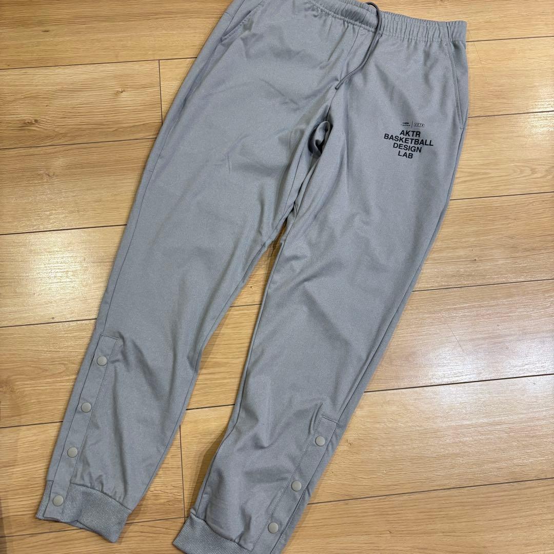 新品　アクター　ティゴラ　トレーニングウェア　上下セット　バスケ　グレー　2XL