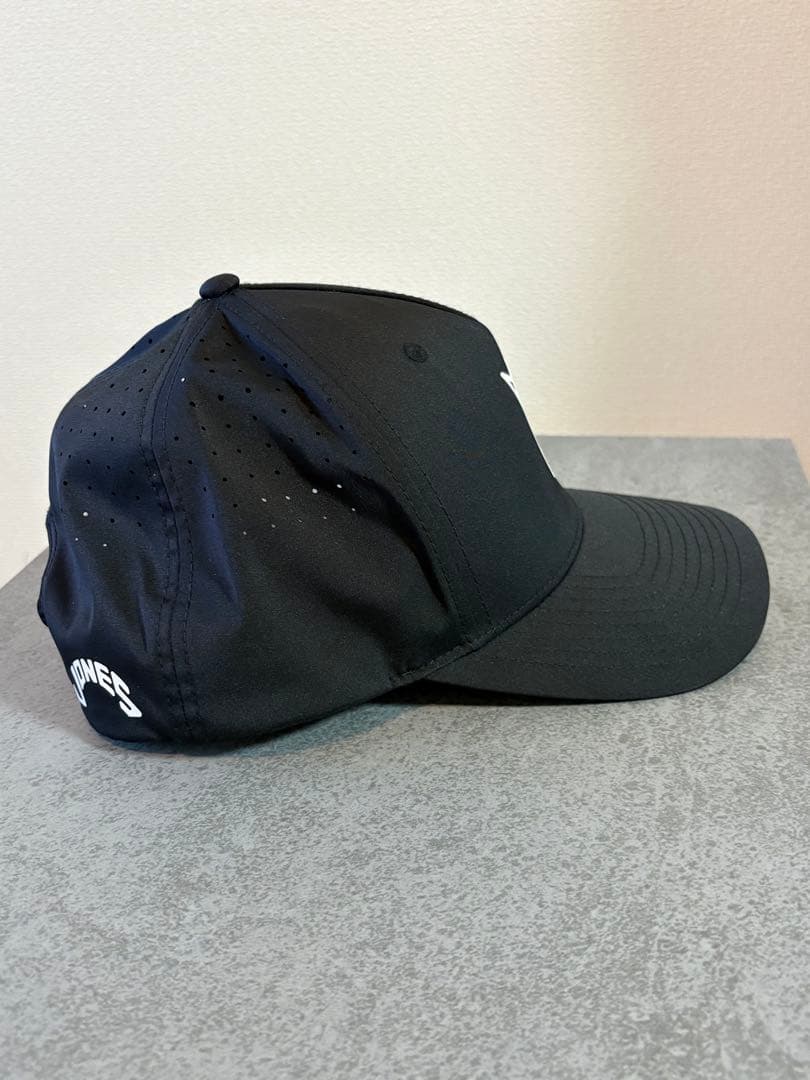 JONES ジョーンズ　キャップ Birdie Punching Black