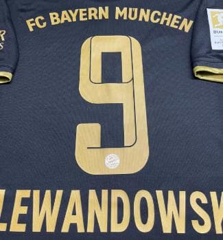 21/22 バイエルン・ミュンヘン アウェイ 9 レヴァンドフスキ ユニフォーム