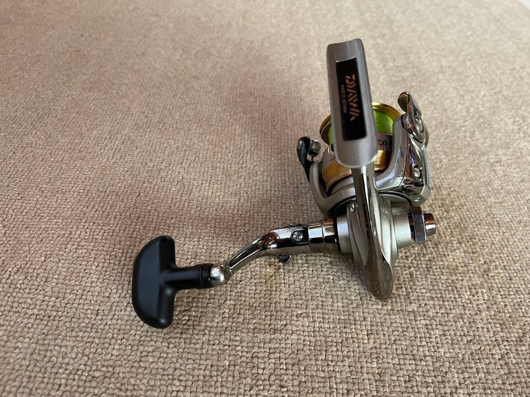 ダイワ クレスト 2500 シマノ FX 1000 スピニングリールまとめ売り