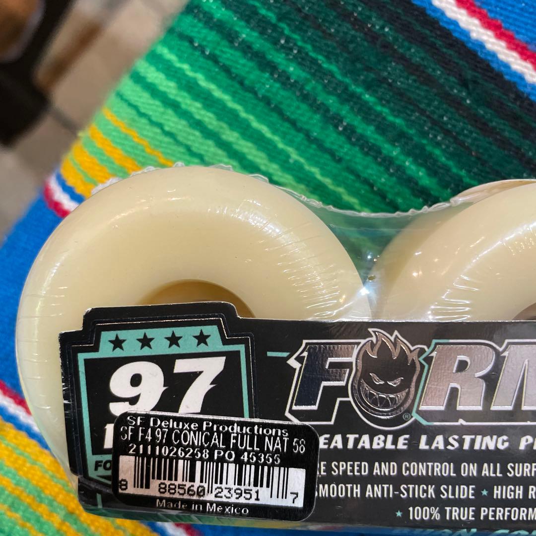 SPITFIRE FORMULA FOUR 97 DURO ホイール 58mm