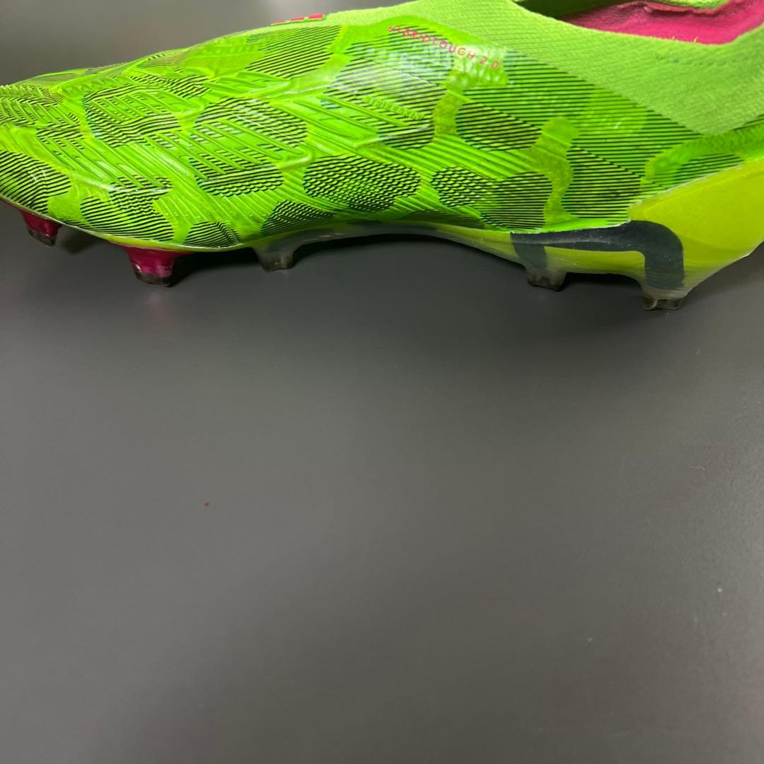 adidas Predator サッカーシューズ スパイク グリーン/ピンク