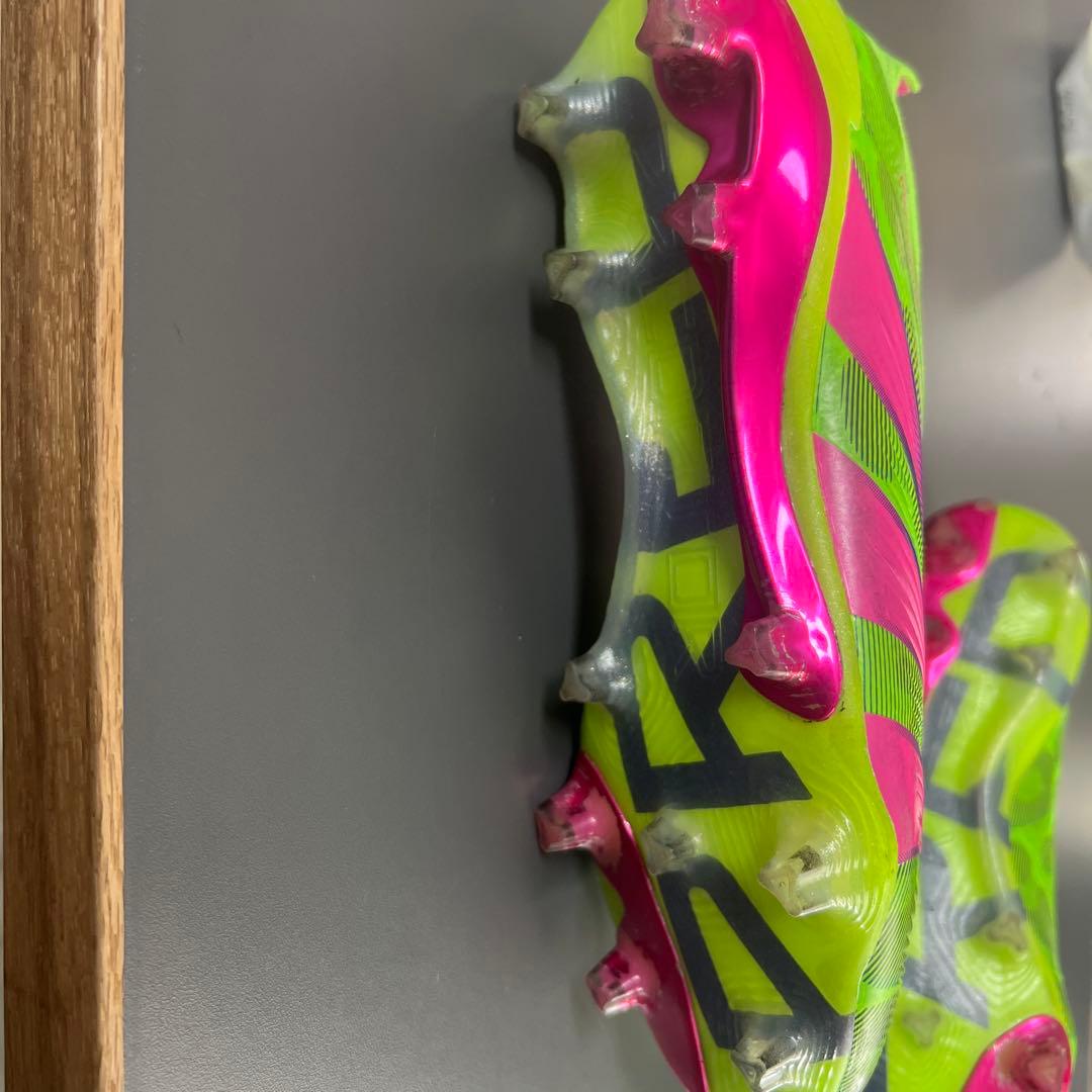adidas Predator サッカーシューズ スパイク グリーン/ピンク
