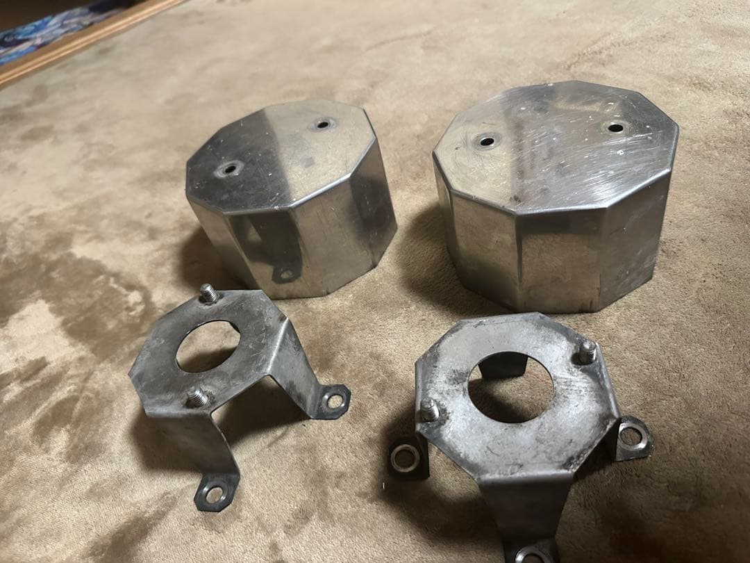 トラック ステンレス リアハブカバー ワンオフ品 2t 日野