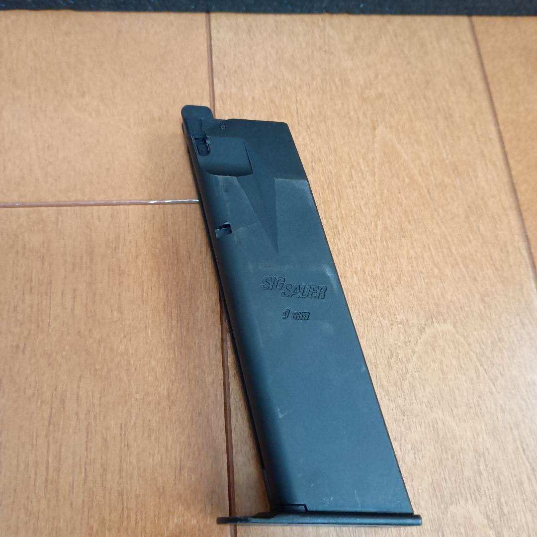 東京マルイ　シグザウエル P226 E2　トイガン