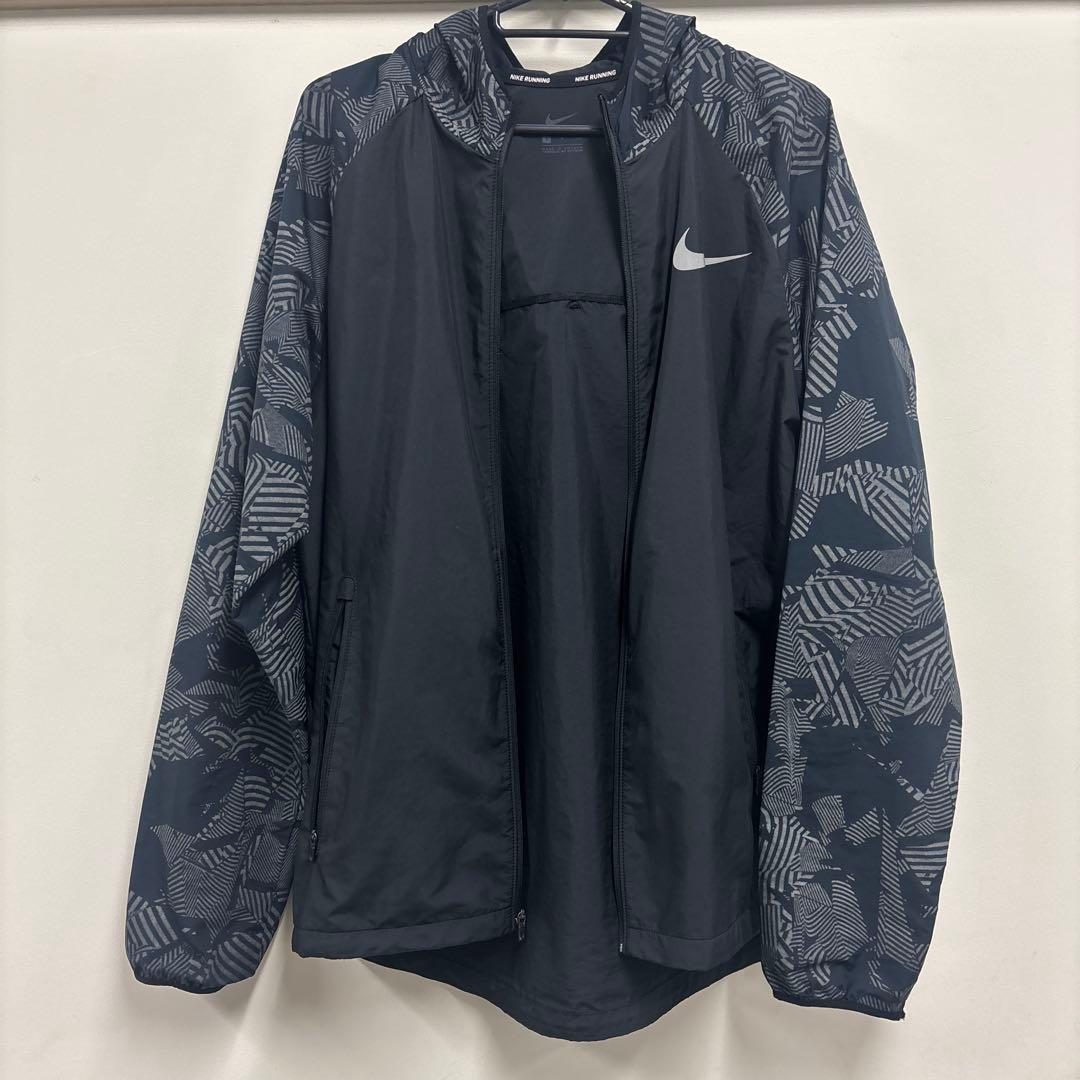 Nike ナイキ エッセンシャルフラッシュフーディジャケット「S」