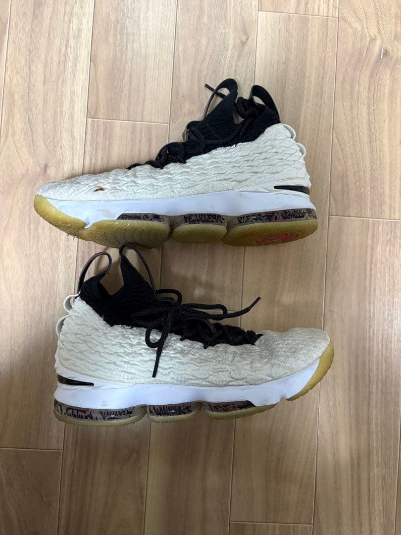 Nike LeBron 18 ホワイト/ブラック シューズ