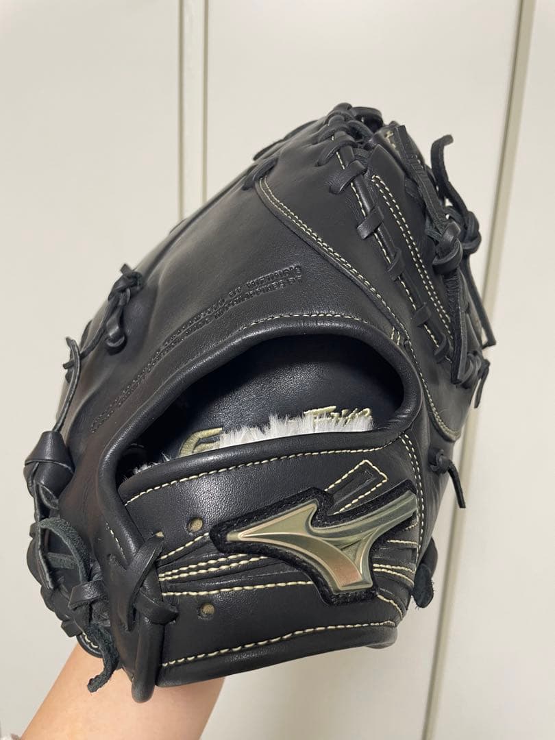 【美品】ミズノ Global Elite 軟式 ファーストミット 村上宗隆モデル