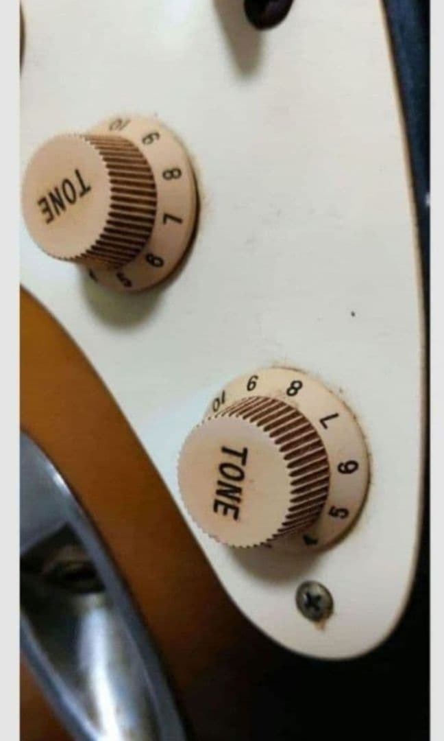 Fender Stratocaster サンバースト　エレキギター　ヴィンテージ