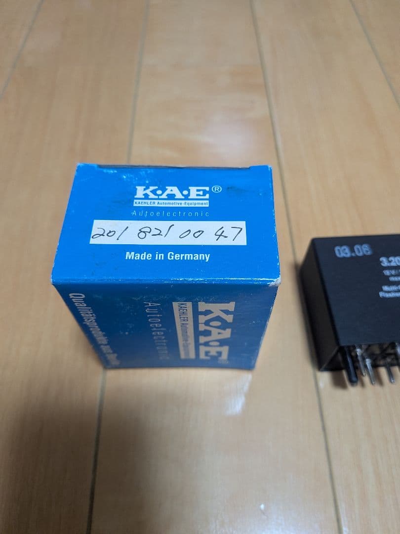 W124用　2018210047OEM品　マルチファンクションリレー