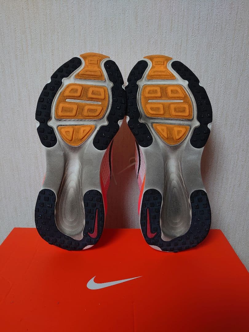 Nike ボメロ18 ウィメンズ 26.0cm オレンジ