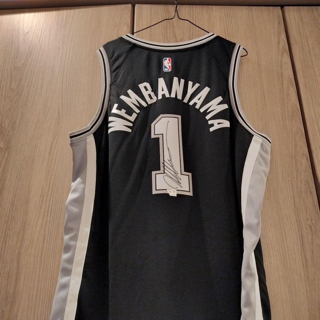 【鑑定済み】Spurs ウェンバンヤマ オーセンティックユニフォーム　サイン入