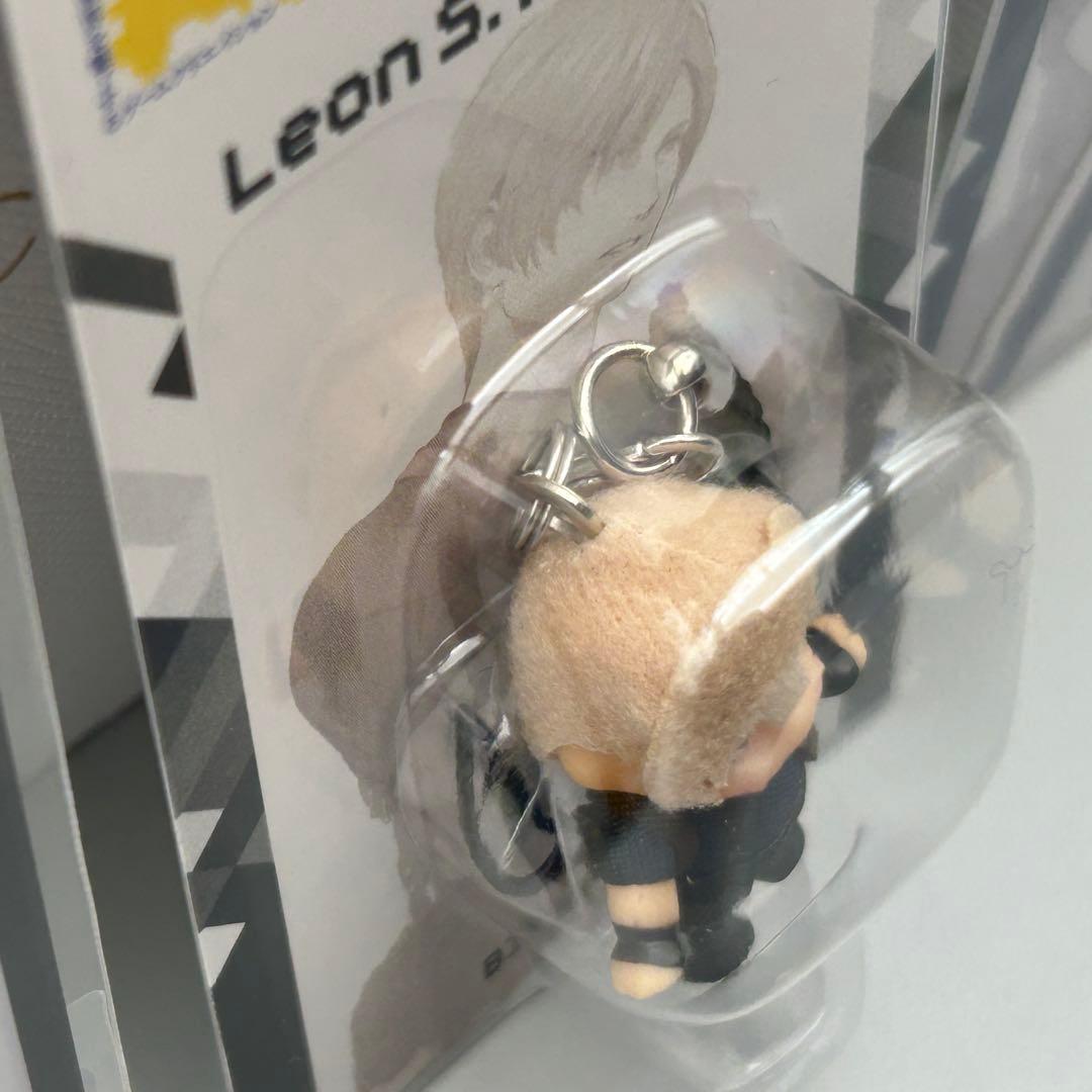 3点 大カプコン展 レオン バイオハザード ストラップ ピンバッジ クリアカード