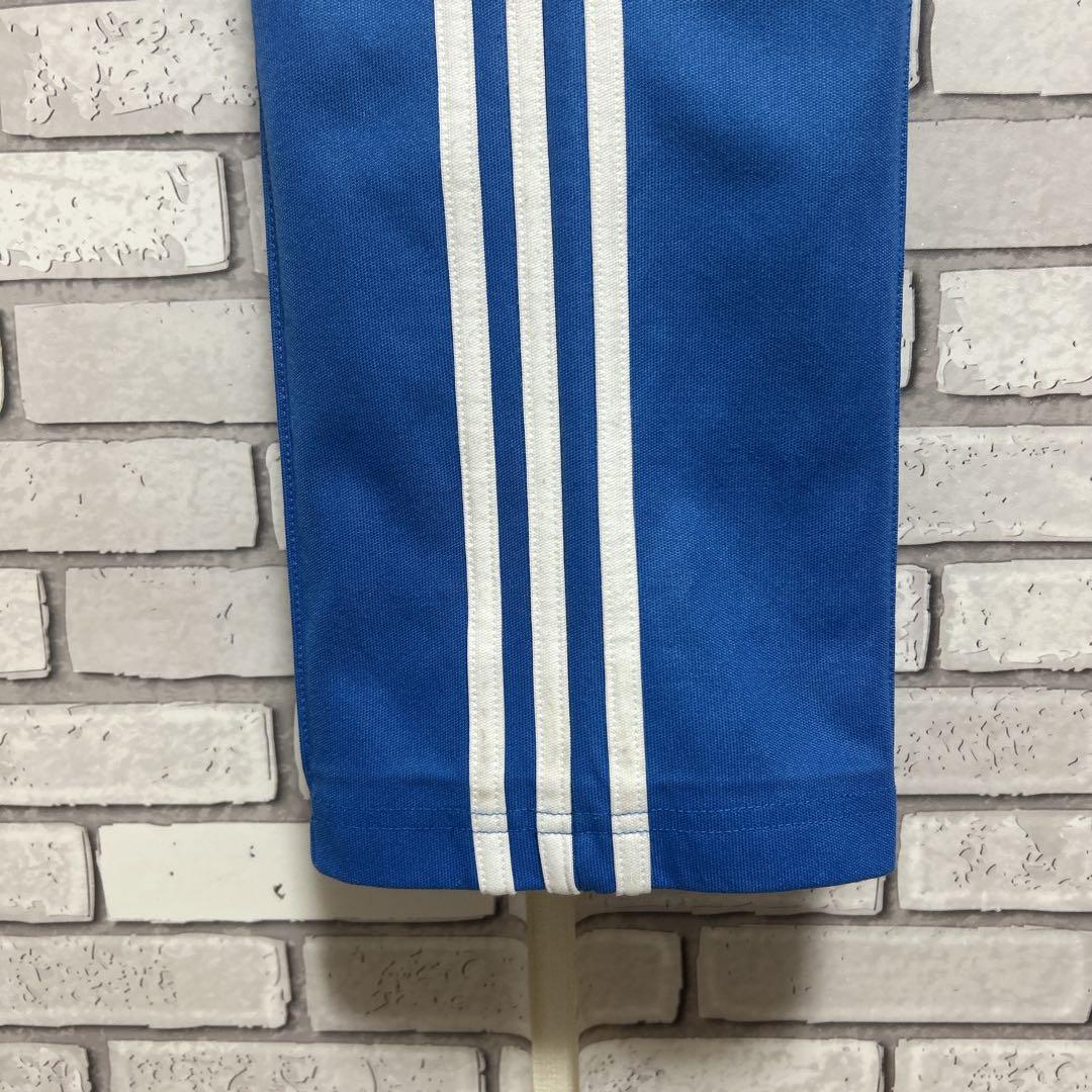 《大人気》adidas originals ☆ジャージパンツ 刺繍ロゴ M 青