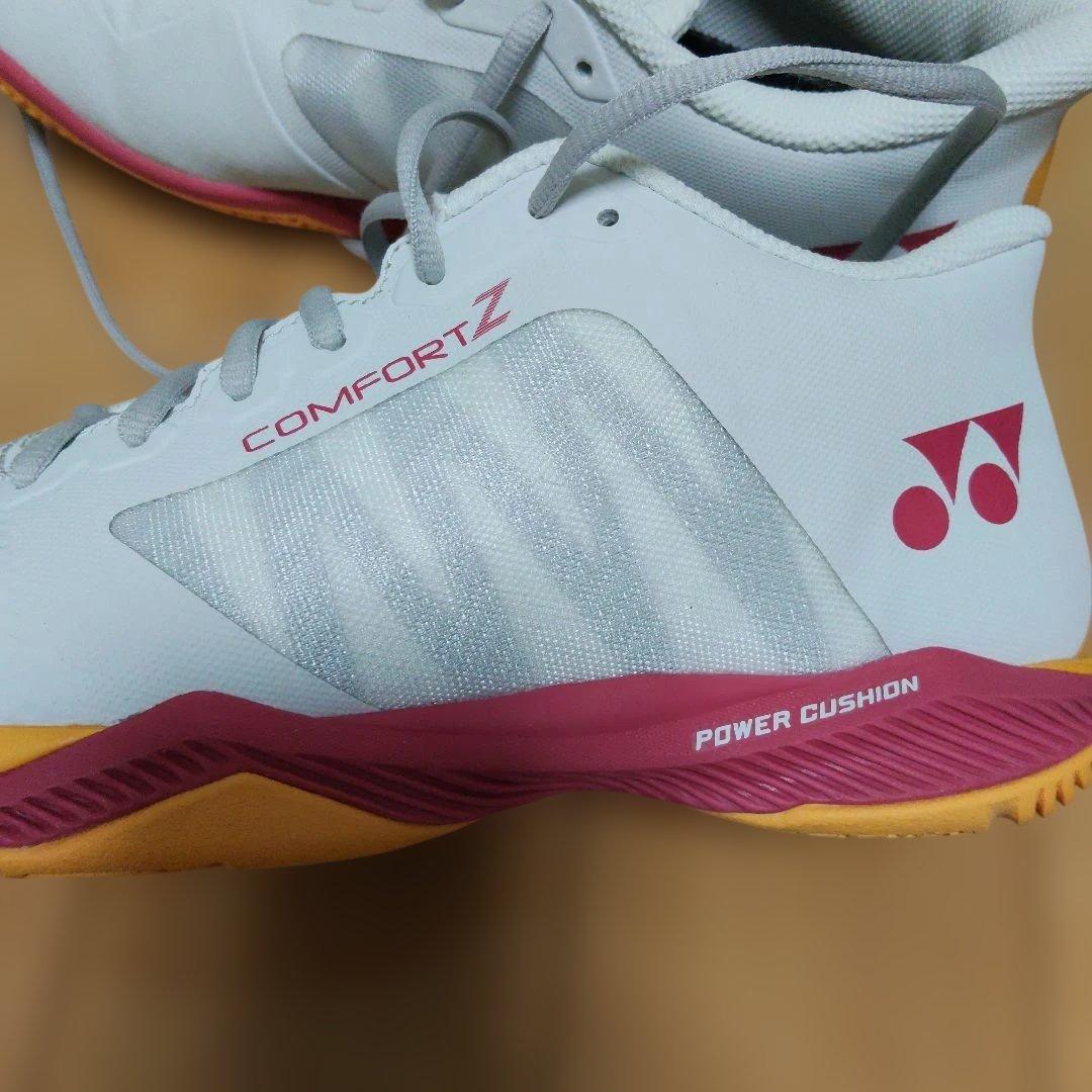 YONEX バドミントンシューズ ホワイト/ピンク