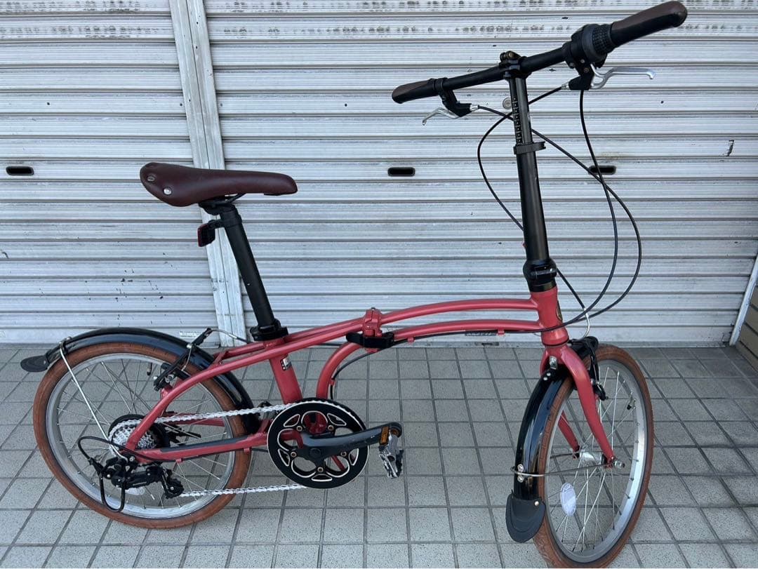 ORIGINALDESIGN  折りたたみ20インチ
外装7段変速フレームアルミ