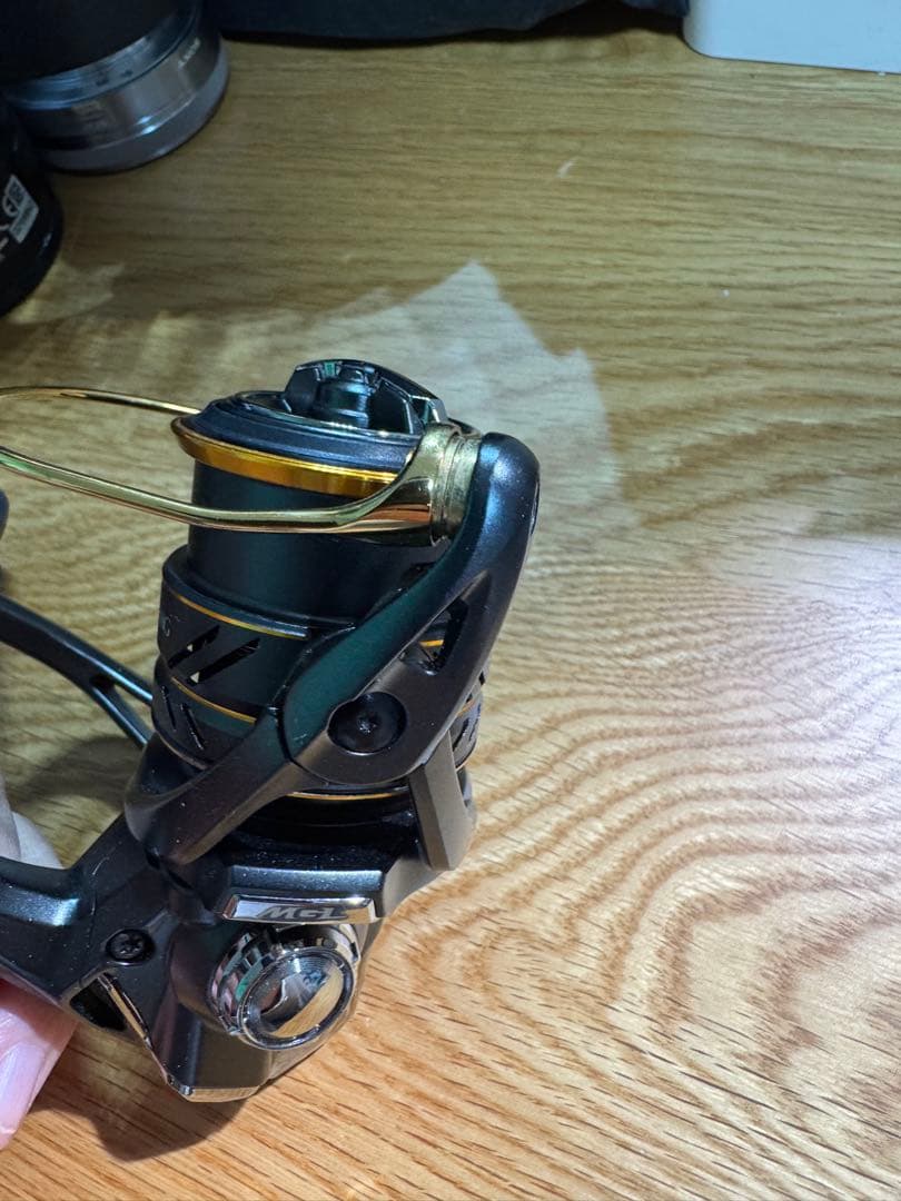 SHIMANO 21 Soare XR C2000SSHG スピニングリール