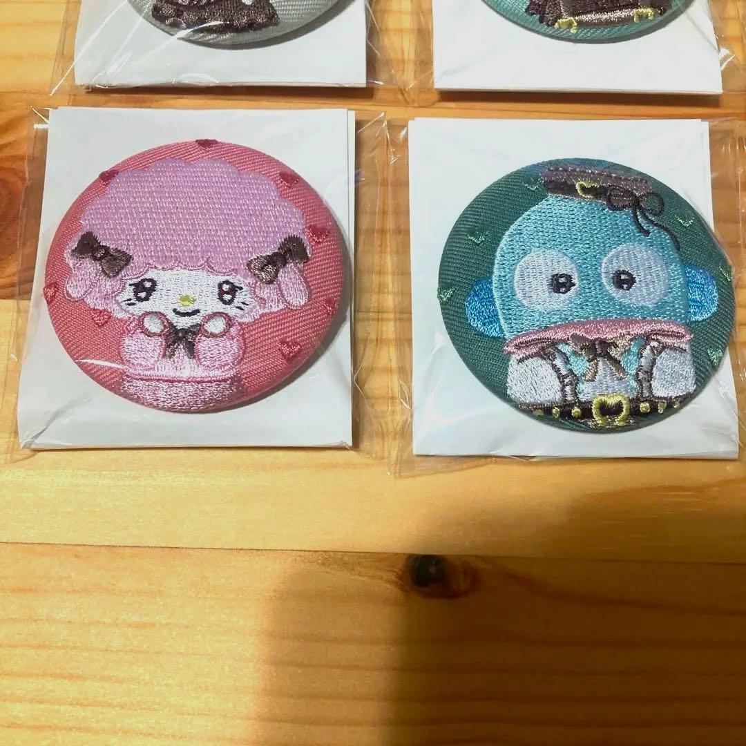 サンリオ　刺繍缶バッジ　コンプリート　クロミ　ハンギョドン　ハローキティ