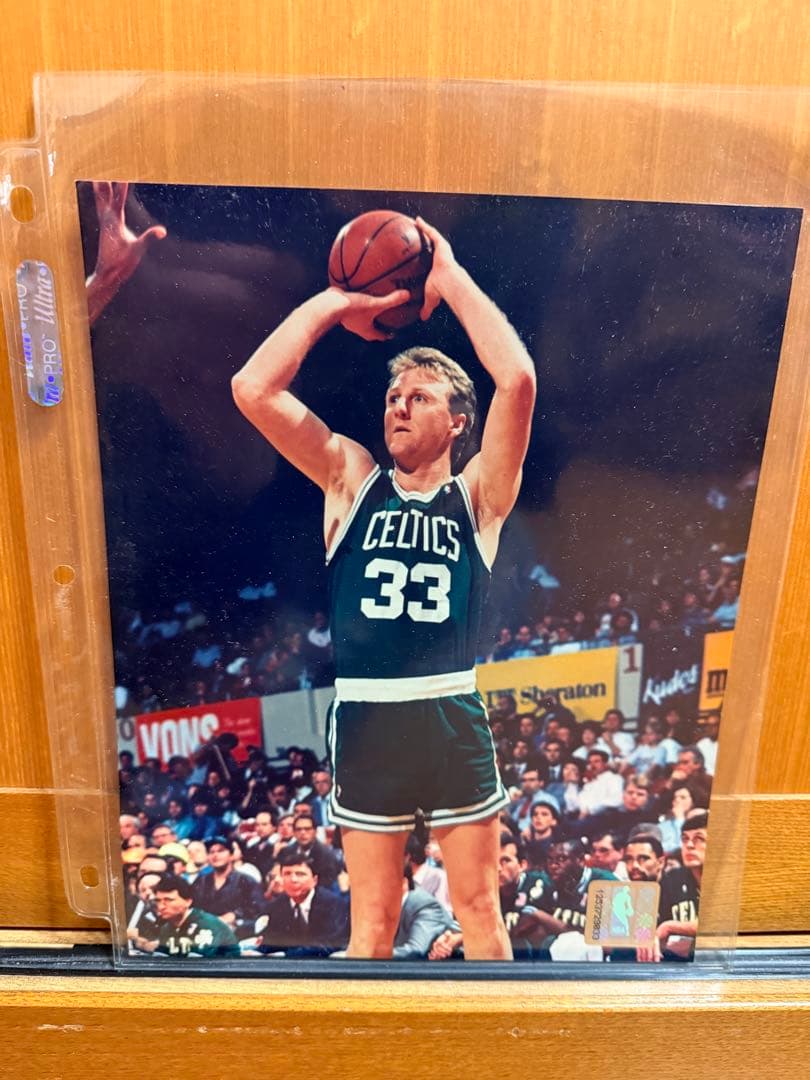【新品同様】NBA公式 8x10 ラリー・バード