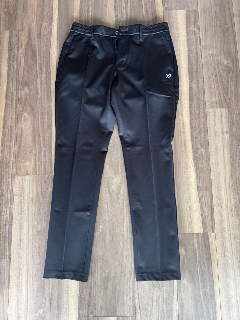 p*2様 マスターバニー　ゴルフパンツ　黒　4 超美品