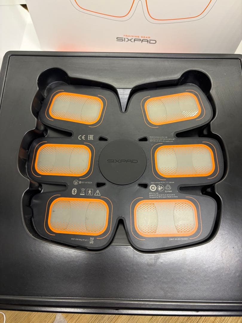 【美品】SIXPAD アブズフィット2(Abs Fit 2)