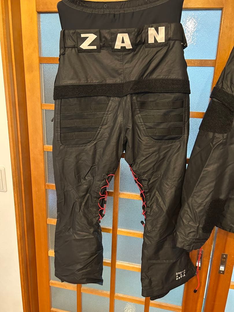 （2パンツ+1アウタ）ZenithAndNadirスノボードウェア笠原啓二郎