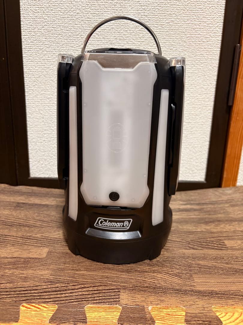 ケース付　Coleman クアッドマルチパネルランタン