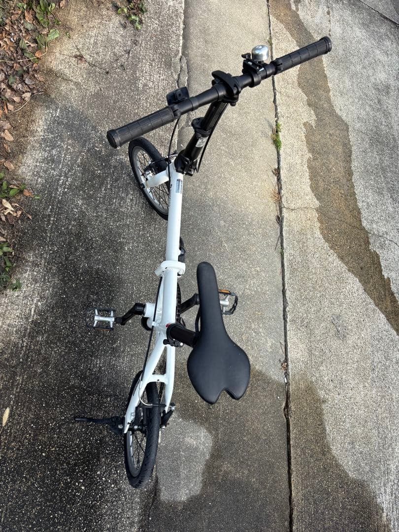RENAULT ルノー PLATINUM LIGHT 6 ホワイト 折り畳み