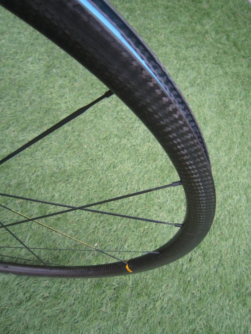 【美品】MAVIC Ksyrium Pro Carbon UST 前輪のみ