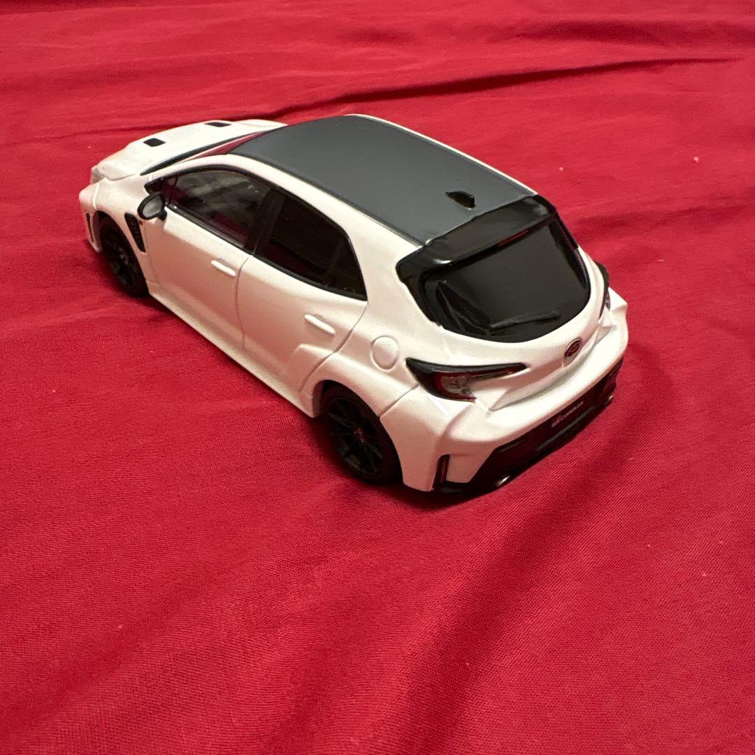 トヨタ　GRカローラ　ミニカー