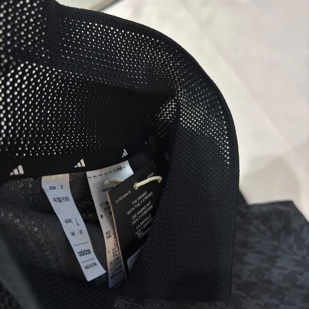 新品adidas ゴルフ　PRIMEKNIT襟付きニット　パンチングスカート