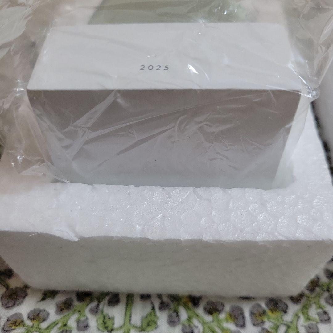 スノードーム2025　「湖畔の小屋で」　北欧、暮らしの道具店