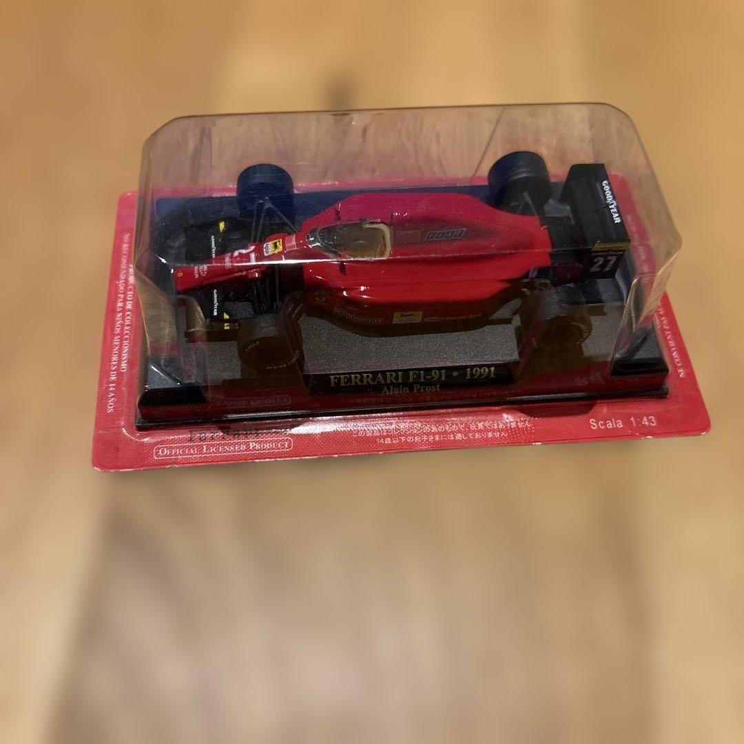 アラン・プロストF1ミニカー スケール1/43 フェラーリ
