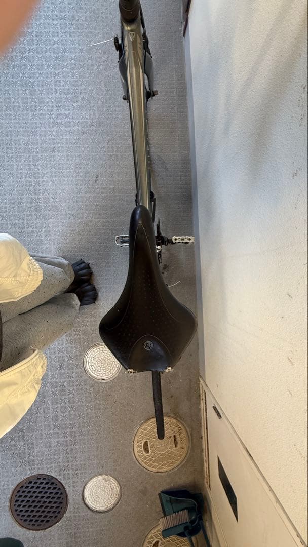 けむり TREKクロスバイク 700C グレー トレック