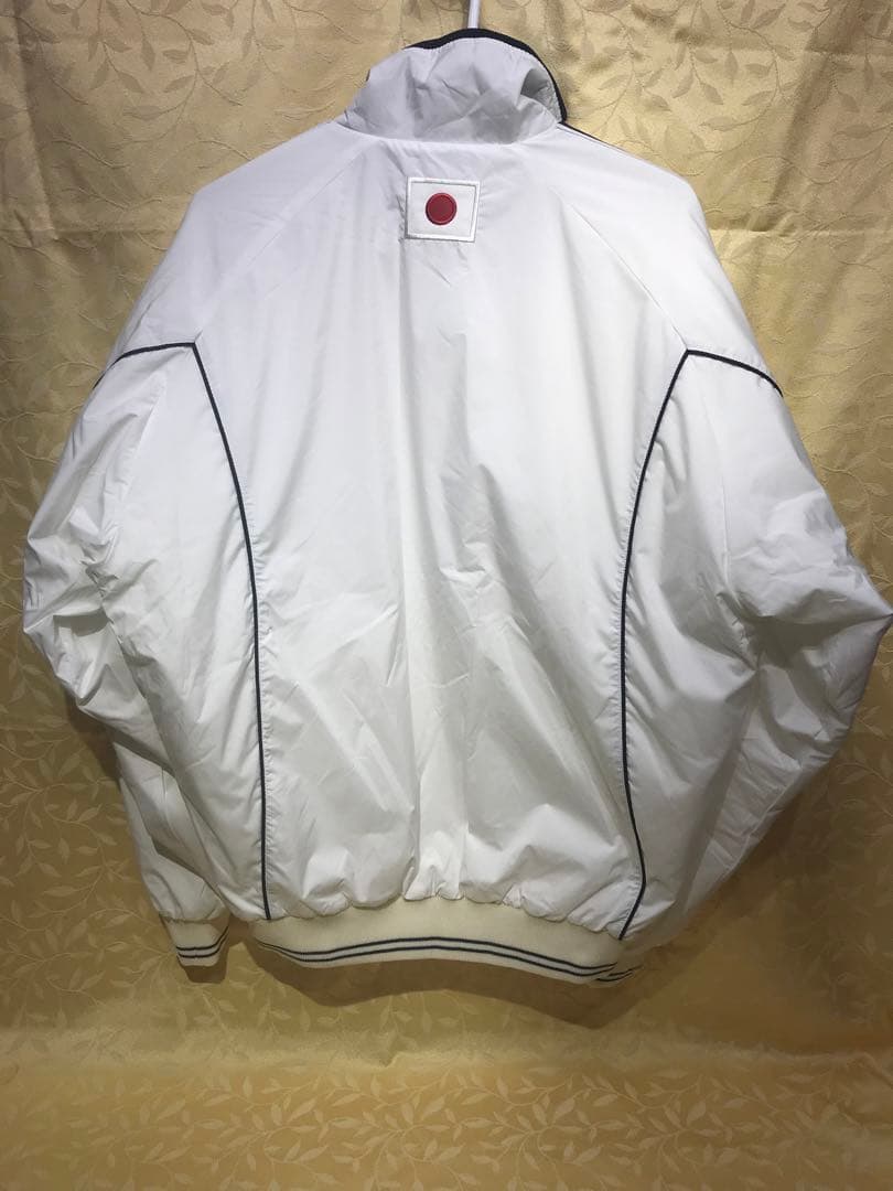 希少 美品 Mizuno 日本代表 ホワイト ウインドブレーカー 19上原浩治