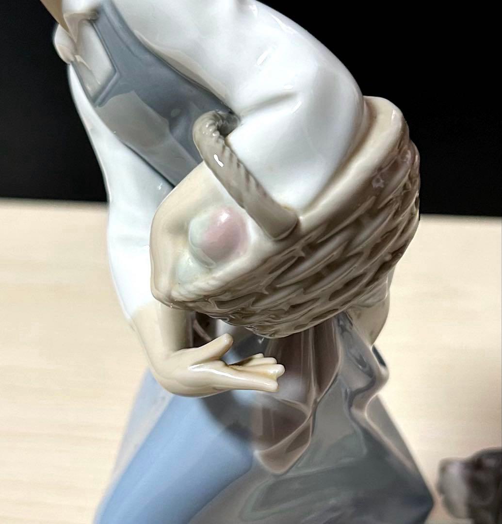 LLADRO リヤドロ　4982 『ポチのいたずら』 フィギュリン 置物