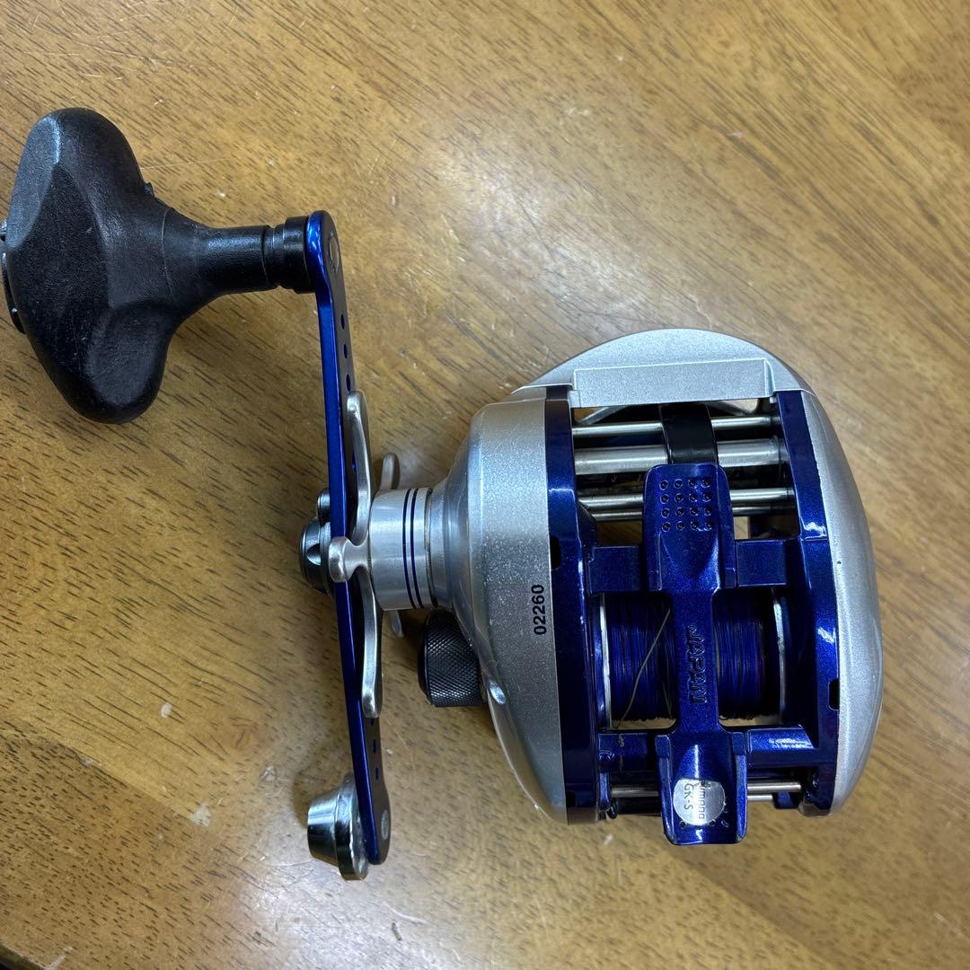 シマノ　クラド　CURADO300J ベイトリール