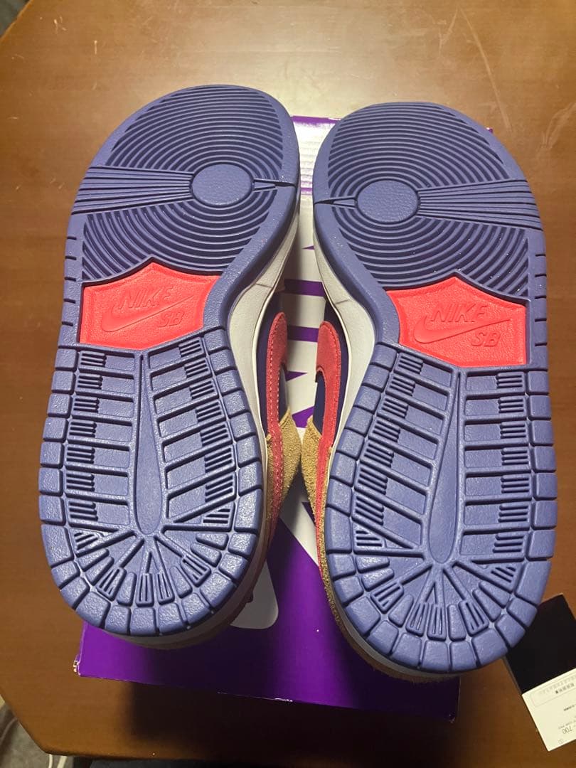 NIKE SBダンクウィートandダークパープル