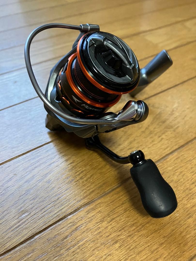 リール KastKing Kestrel1000